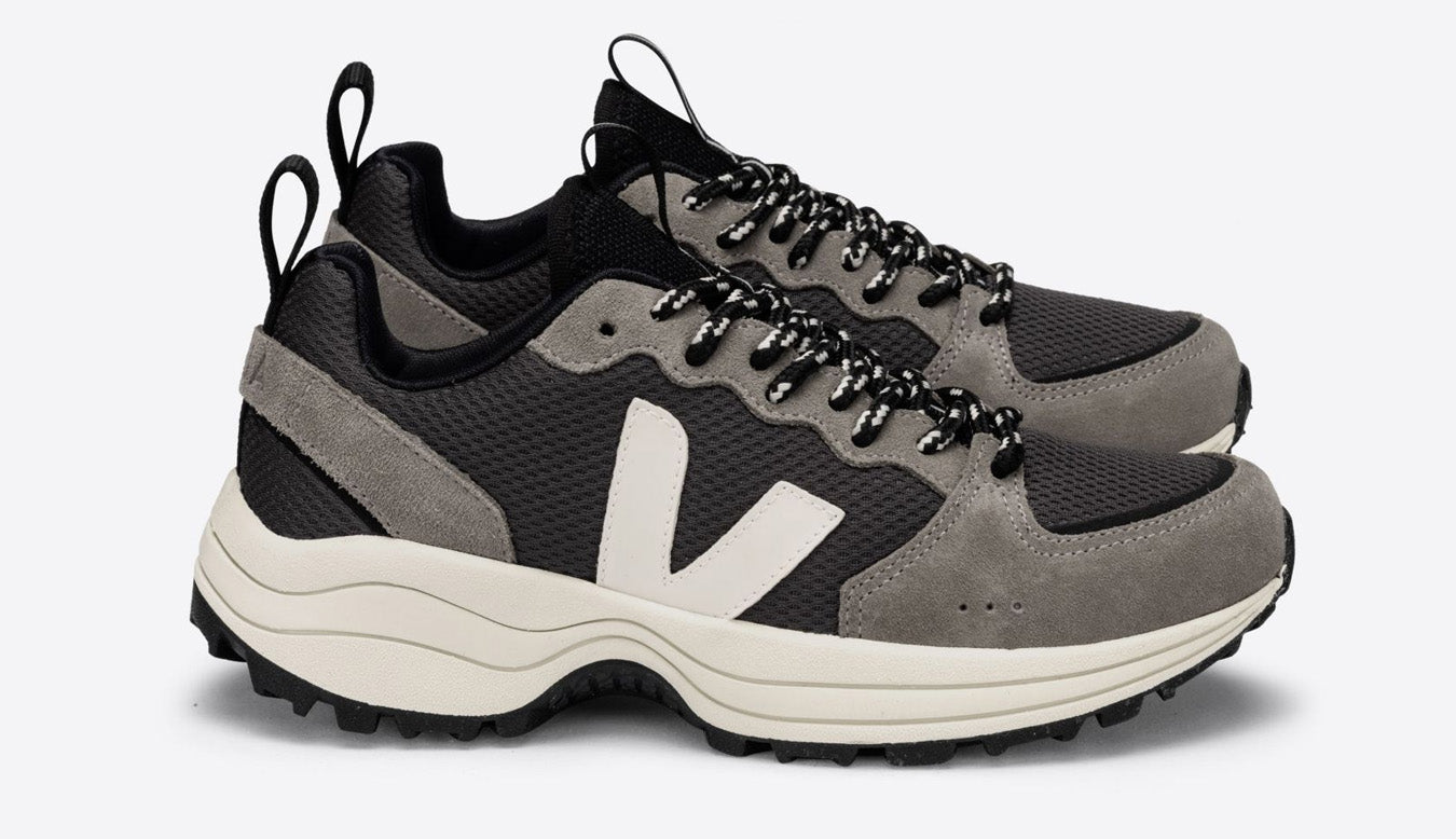 Veja Women Venturi low-top sneakers VT0102475
